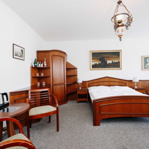 Pokój 2-osobowy Family z tarasem (możliwa dostawka)