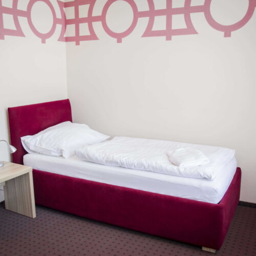 Pokoj s klimatizací se sprchou pro 1 os.