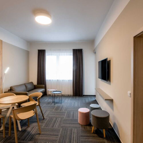 Apartman s balkónem s klimatizací pro 4 os. se 2 ložnicemi