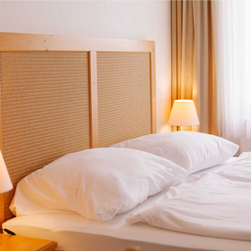 Apartament cu duș cu chicinetă proprie pentru 2 pers. (se poate solicita pat suplimentar)