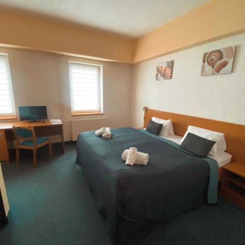 Pokój 2-osobowy Superior z prysznicem