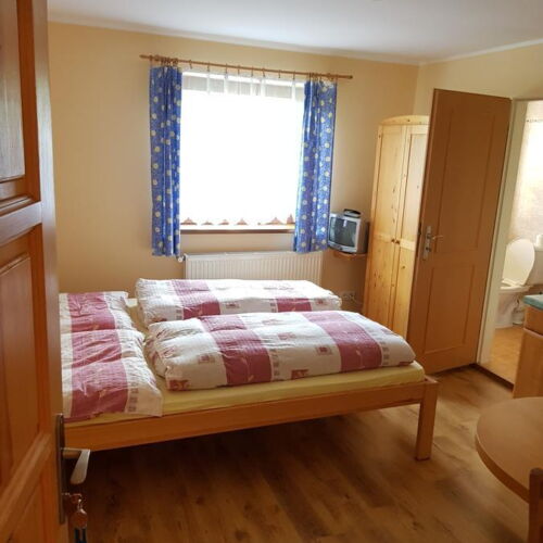 Apartman se sprchou s vlastní kuchyňkou pro 18 os.