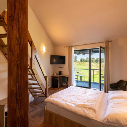 Pokoj se sprchou s klimatizací pro 4 os.