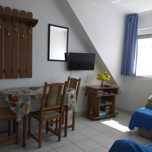 Mansard 2-Room Apartment for 4 Persons