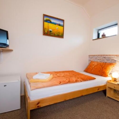 Camera single cu duș