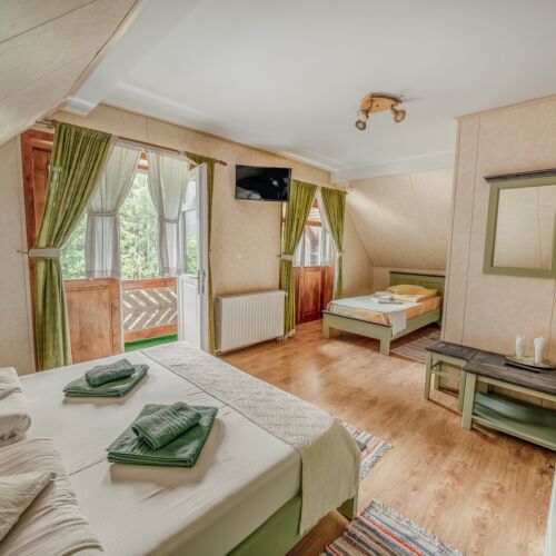 Pokoj s balkónem  pro 3 os.