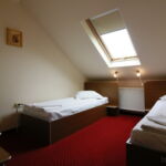 Mansard Twin Twin Room (extra bed available)