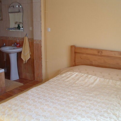 Cabană pentru 10 pers. (se inchirieaza doar integral)