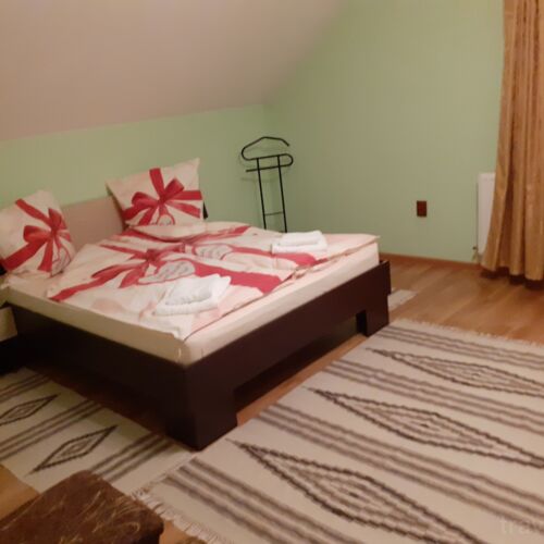 Camera dubla (se poate solicita pat suplimentar)