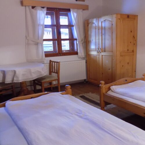 Apartament cu vedere spre grădină cu 2 camere pentru 5 pers.