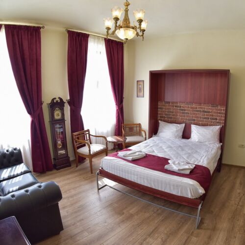 Apartament deluxe cu vedere spre oraș cu 1 camera pentru 4 pers.