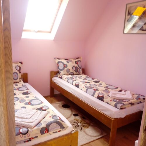 Pokój 2-osobowy na piętrze