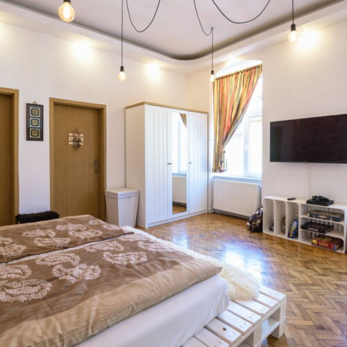 Apartament deluxe cu 2 camere pentru 4 pers.