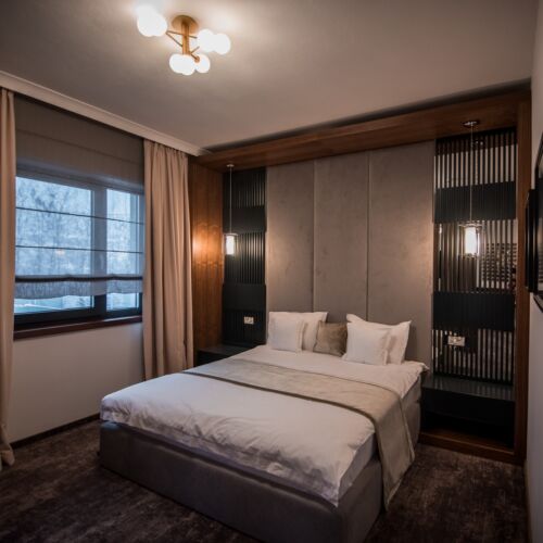 Suita deluxe cu 2 camere pentru 3 pers.