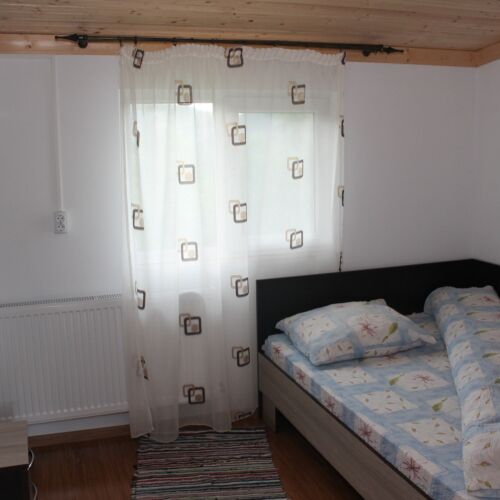 Pokój 2-osobowy na parterze z łazienką