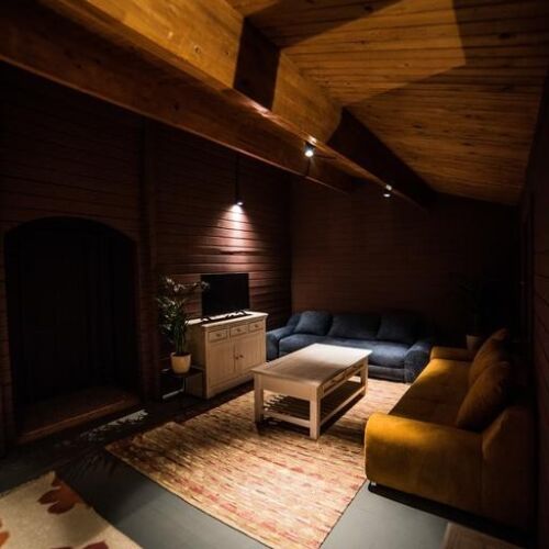 Bungalow pentru 4 pers. (se inchirieaza doar integral)