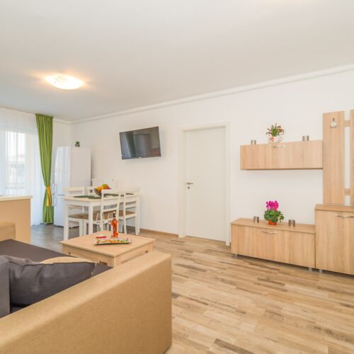 Family Apartman s balkónem pro 6 os. se 2 ložnicemi