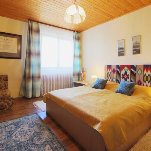 2-Room Family Apartment for 5 Persons with Garden (extra beds available)
