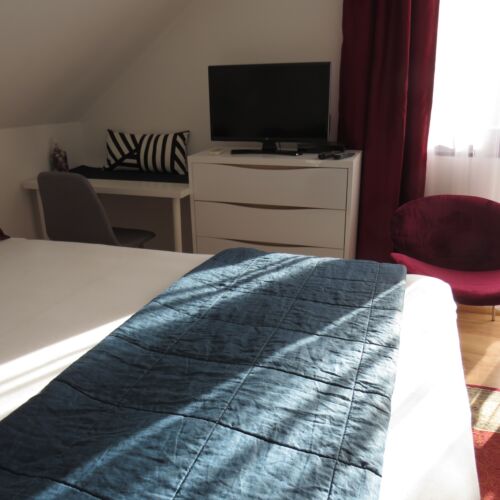 Panorama 2-Zimmer-Apartment für 4 Personen im Dachgeschoss (Zusatzbett möglich)