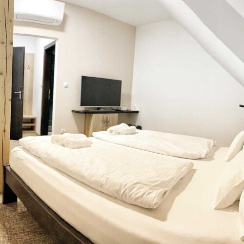 Pokój 2-osobowy Family z prysznicem