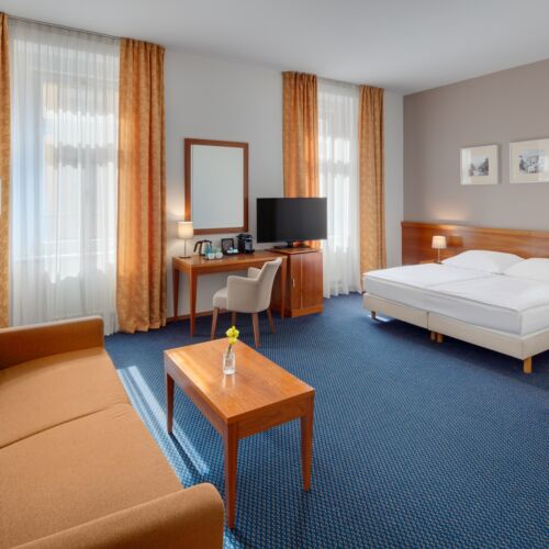 Deluxe Quadruple Room with Shower
