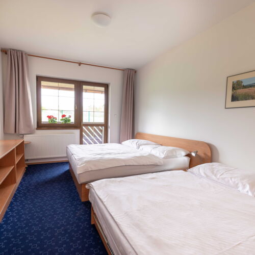 Apartman se sprchou s vlastní kuchyňkou pro 4 os. s 1 ložnicí