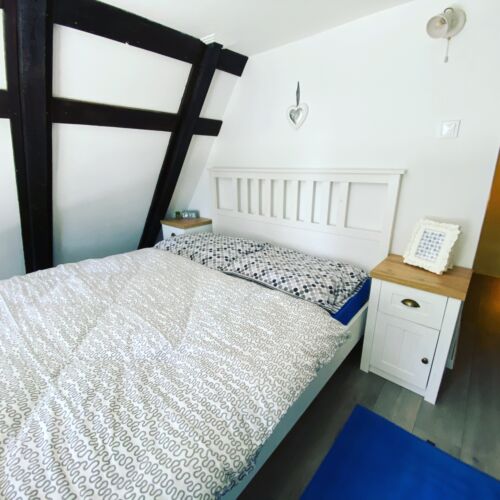 Apartament 6-osobowy na piętrze z 3 pomieszczeniami sypialnianymi (możliwa dostawka)