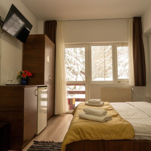 Camera dubla cu balcon