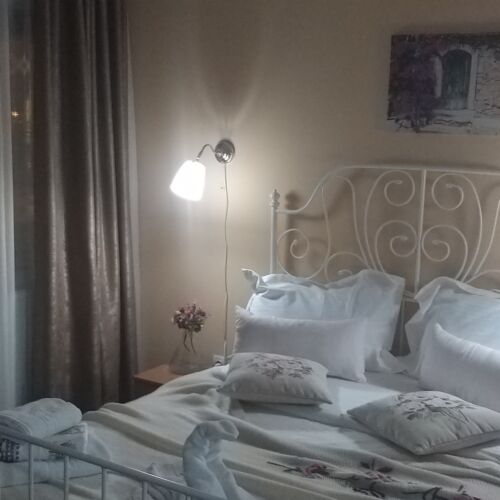 Camera dubla cu aer condiționat