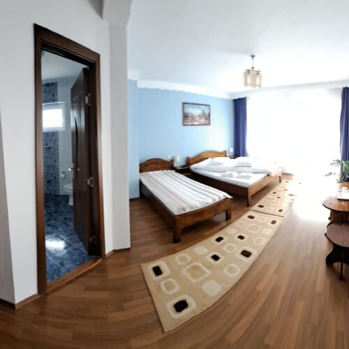 Pokoj s balkónem pro 3 os. na poschodí