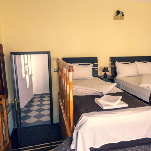 Pokój 3-osobowy Classic z łazienką