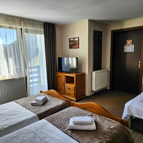 Camera cvadrupla exclusive