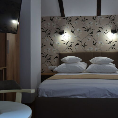 Pokój 2-osobowy Classic z balkonem (możliwa dostawka)