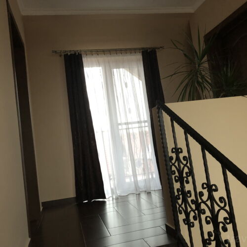 Apartament 4-osobowy z 2 pomieszczeniami sypialnianymi