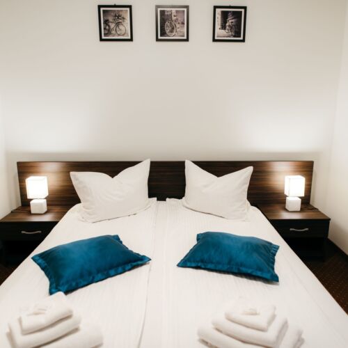 Apartament cu balcon cu 2 camere pentru 3 pers.