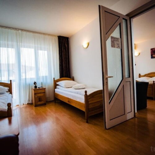 Rezydencja pokój 4-osobowy z 2 pomieszczeniami sypialnianymi