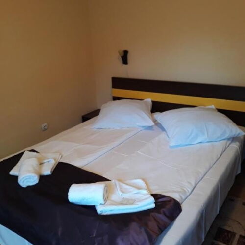 Camera dubla la etaj cu balcon