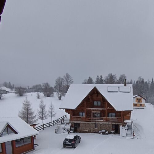 Double Room (extra beds available)