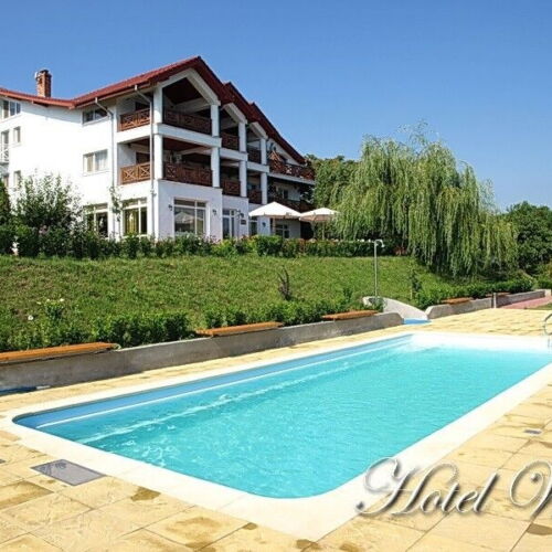 Pokój 2-osobowy z balkonem z widokiem na rzekę