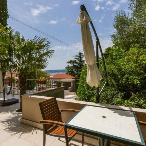 U prizemlju apartman 