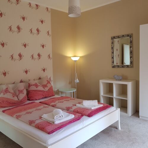 Apartament 8-osobowy na parterze z tarasem z 3 pomieszczeniami sypialnianymi