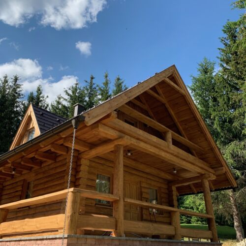 Cabană întreaga unitate cu aer condiționat pentru 4 pers. (se inchirieaza doar integral)