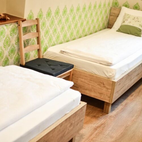 Pokój 3-osobowy na parterze ze wspólnym aneksem kuchennym