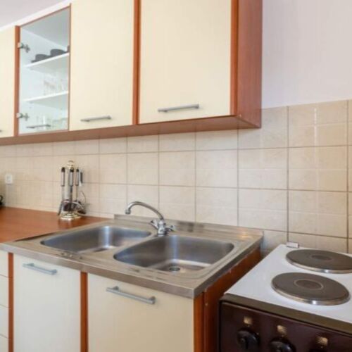 Apartament cu vedere spre mare a cu 2 camere pentru 4 pers.