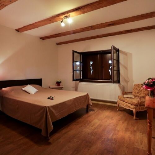 Casă de vacanță family la parter pentru 4 pers. (se inchirieaza doar integral)