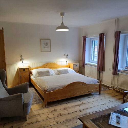 Quadruple Room with Shower and Shared Kitchenette