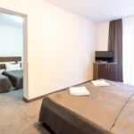 Apartament 4-osobowy z balkonem z 1 pomieszczeniem sypialnianym