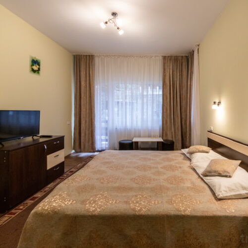 Pokoj s balkónem pro 2 os. na poschodí