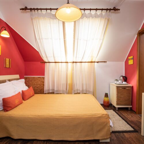 Camera dubla economy