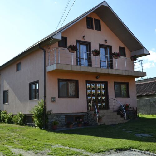 Vila premium cu grădină pentru 14 pers. (se inchirieaza doar integral)